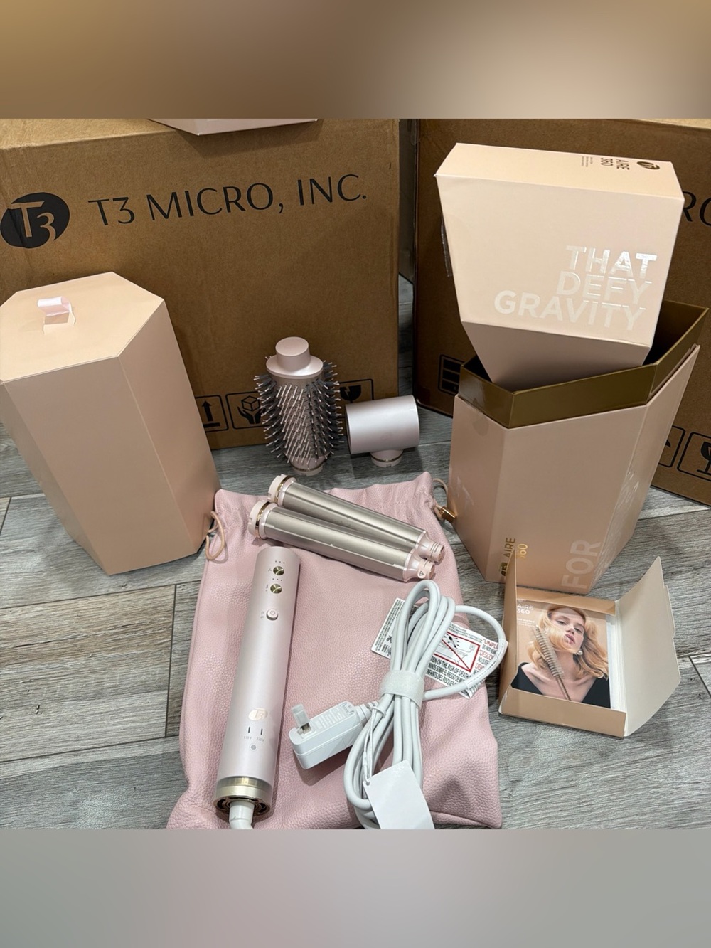 T3 Aire 360 Ceramic Air Styler
Blowout Kit Dual Voltage